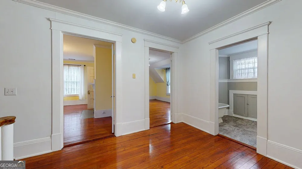302 W 7th ST Louisville, GA 30434