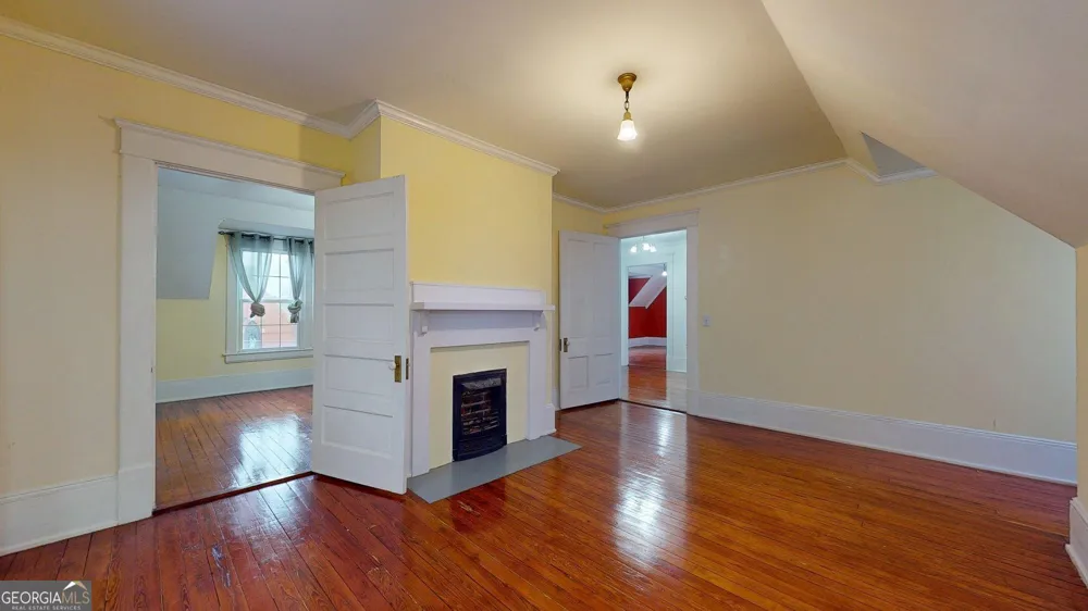 302 W 7th ST Louisville, GA 30434