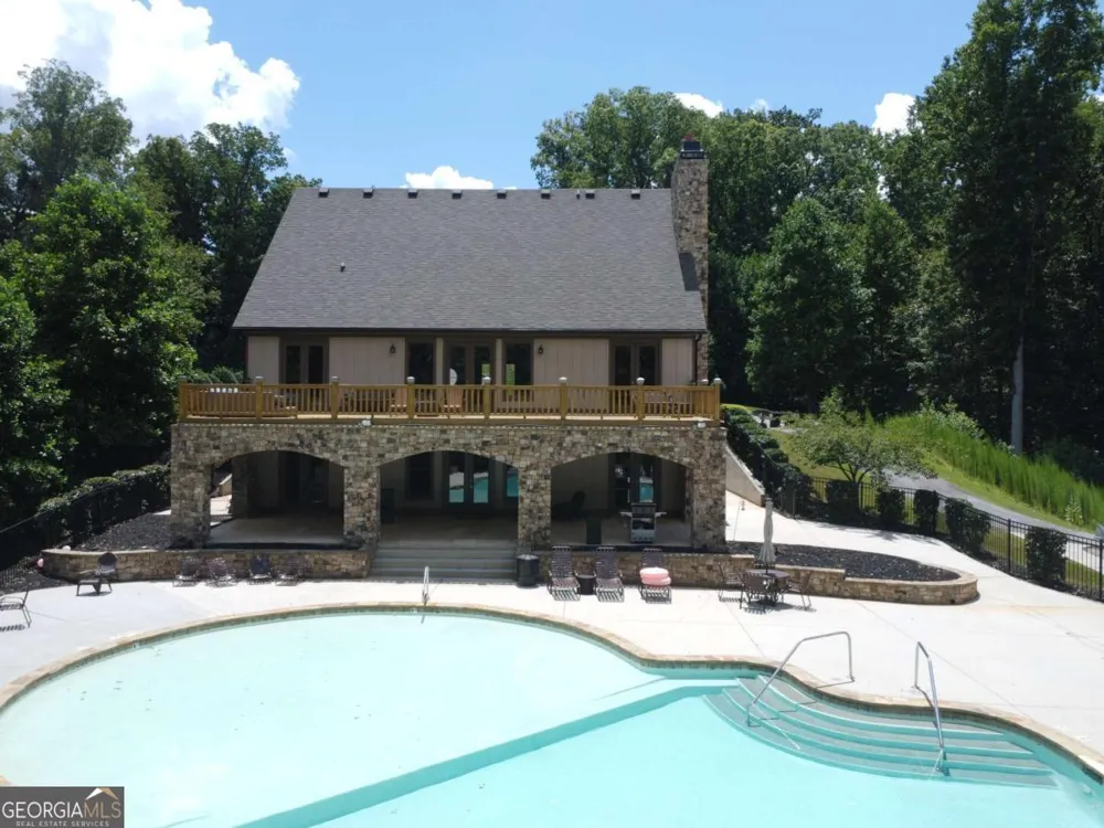 7470 Crestline DR Dawsonville, GA 30534