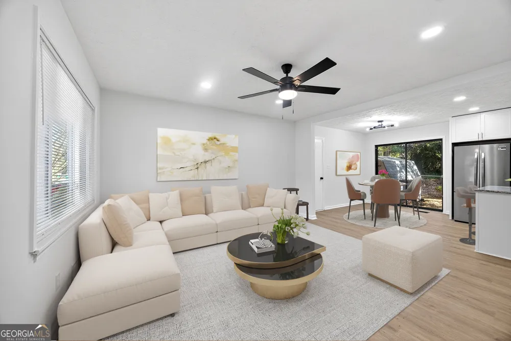 1517 Colony East Circle