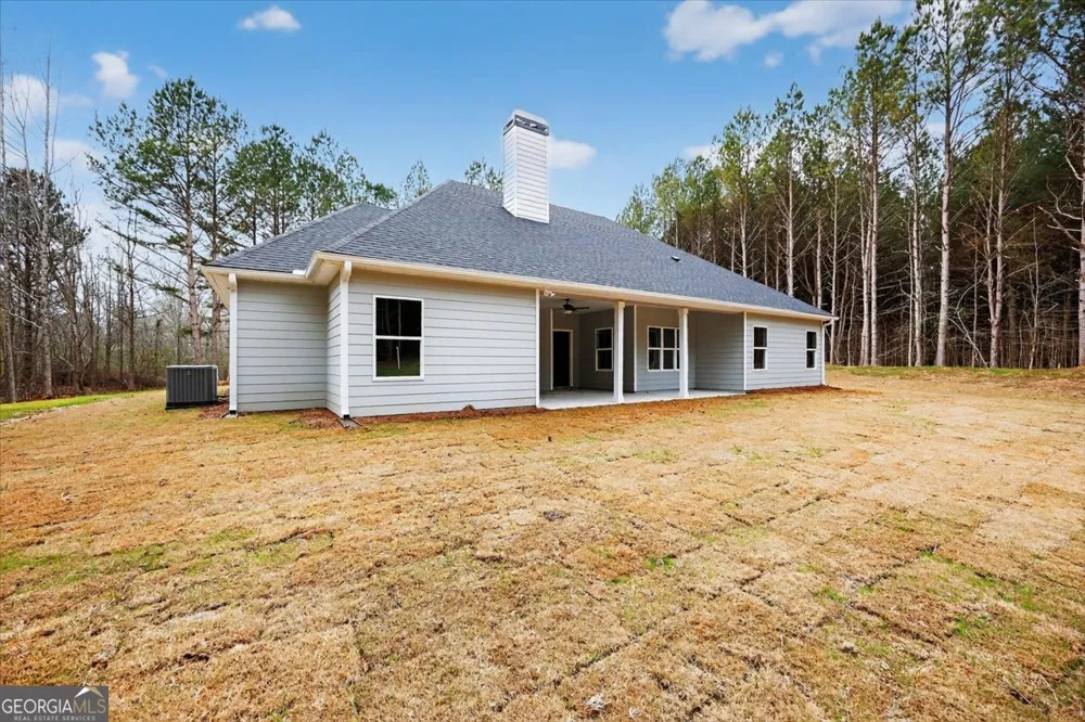 98 Mud Bridge RD The Rock, GA 30285