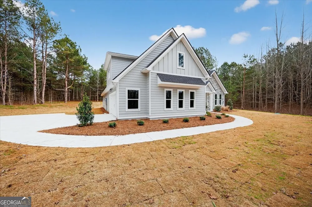 98 Mud Bridge RD The Rock, GA 30285