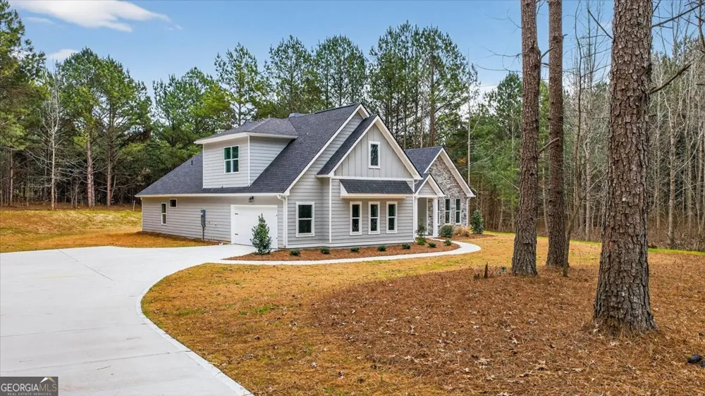 98 Mud Bridge RD The Rock, GA 30285