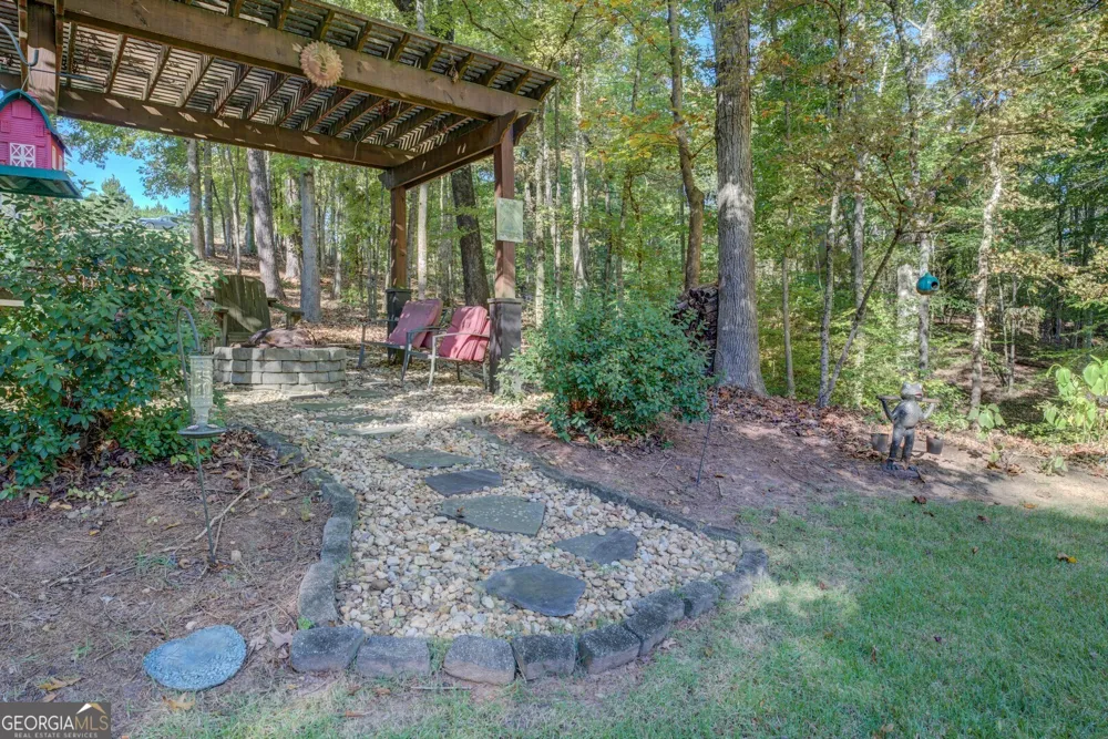 613 Van Morrison RD Monticello, GA 31064