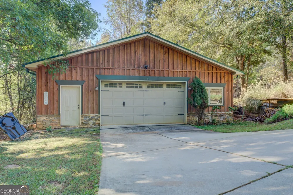613 Van Morrison RD Monticello, GA 31064