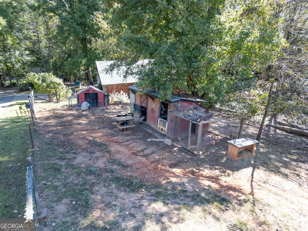 613 Van Morrison RD Monticello, GA 31064