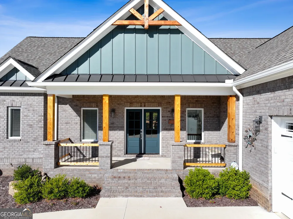 1675 Currahee Club DR Toccoa, GA 30577