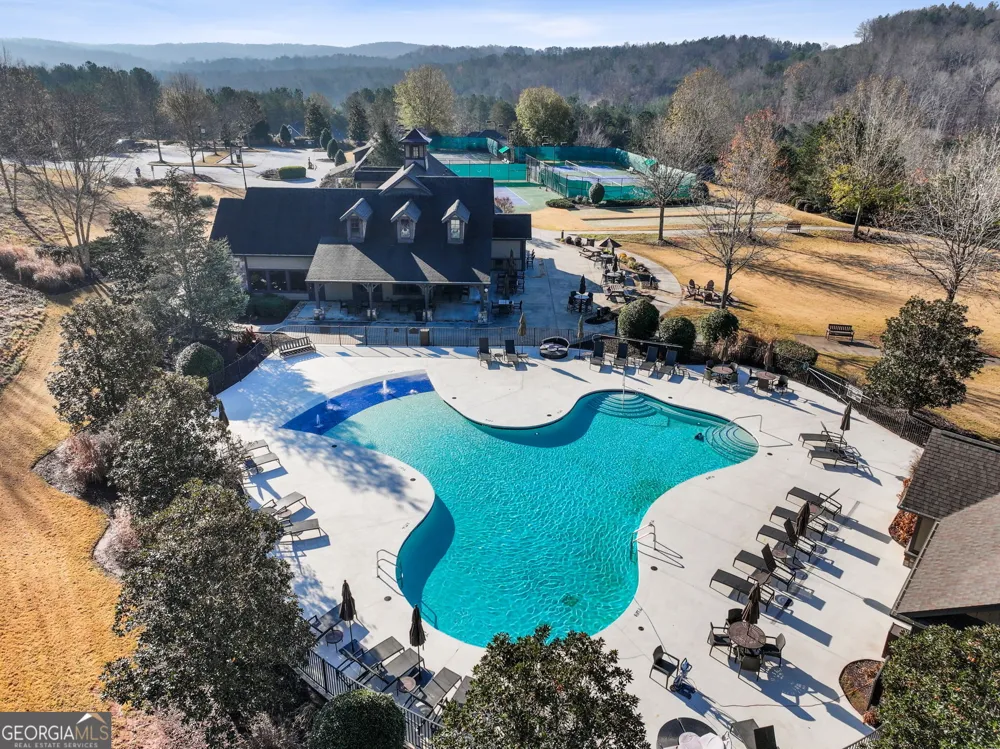1675 Currahee Club DR Toccoa, GA 30577