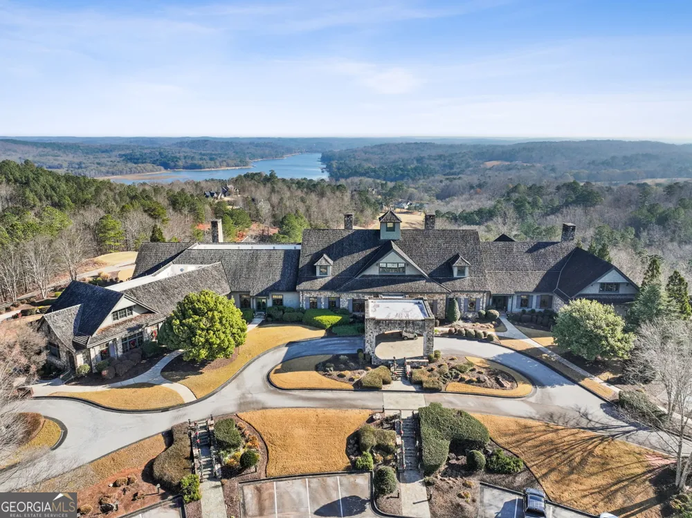 1675 Currahee Club DR Toccoa, GA 30577