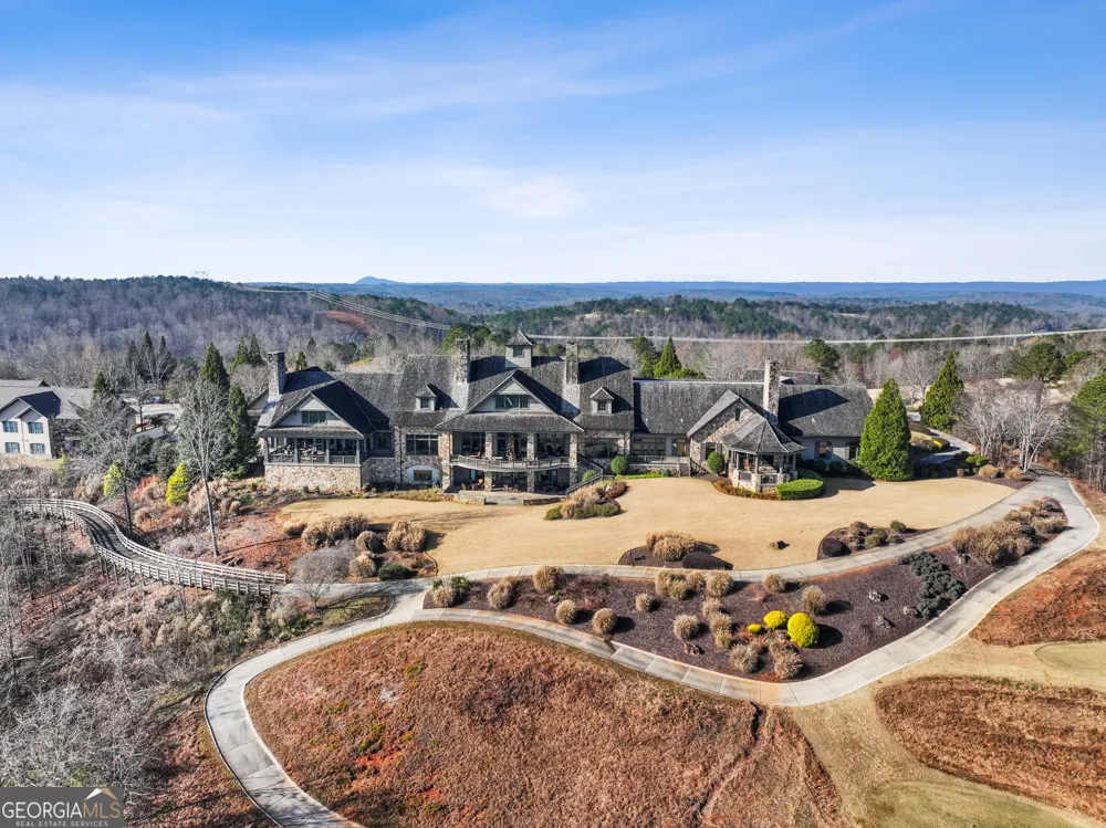 1675 Currahee Club DR Toccoa, GA 30577