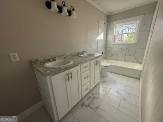 3 Henry ST Statesboro, GA 30458