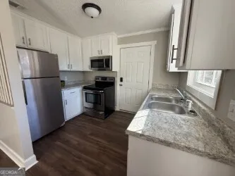 3 Henry ST Statesboro, GA 30458