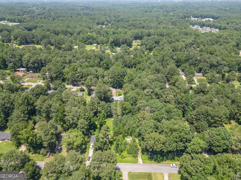 185 Mountain View CIR Covington, GA 30016