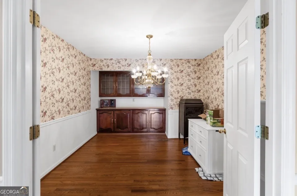 1776 Wax RD SE Silver Creek, GA 30173