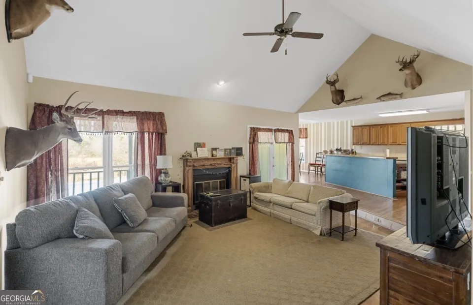 1776 Wax RD SE Silver Creek, GA 30173