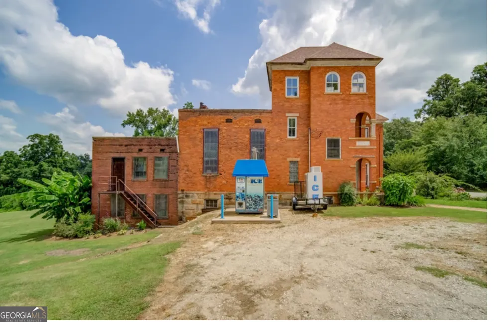 1108 Reville Greenville, GA 30222