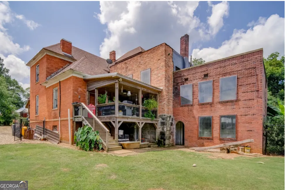 1108 Reville Greenville, GA 30222