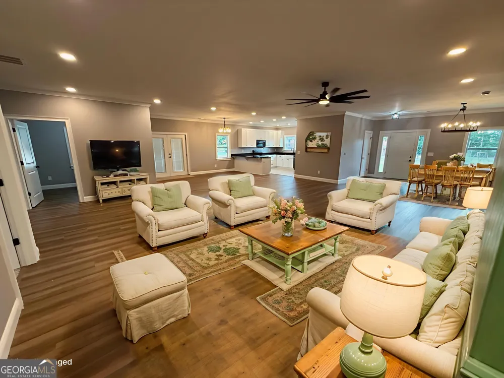 28 Beverly LN Thomaston, GA 30286