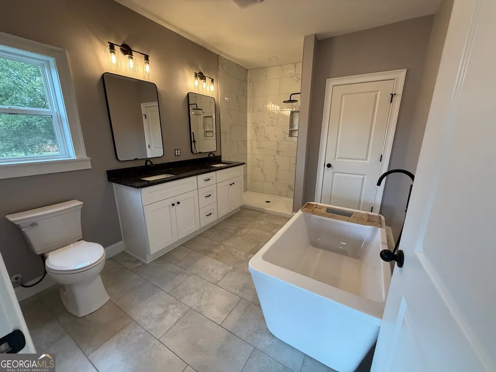 28 Beverly LN Thomaston, GA 30286