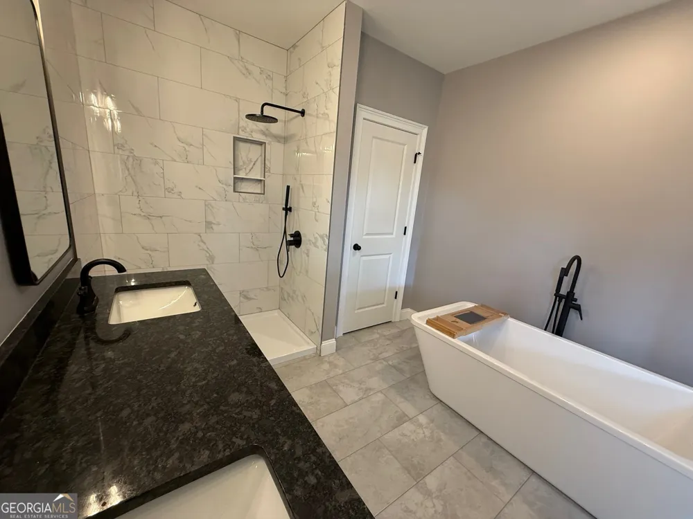 28 Beverly LN Thomaston, GA 30286