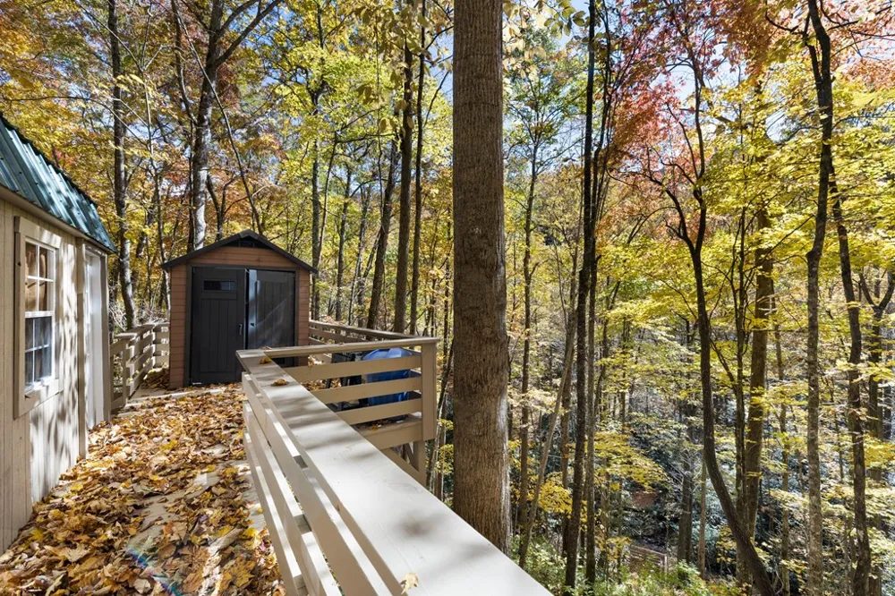 Waterfall Hollow Whittier, NC 28779