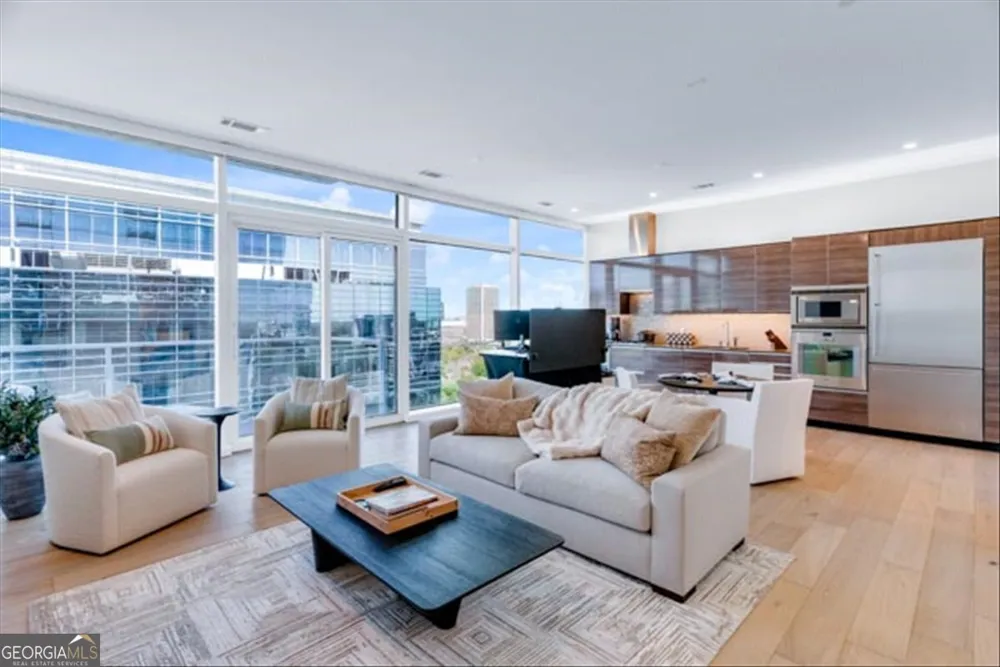 45 Ivan Allen Jr Boulevard NW #1704