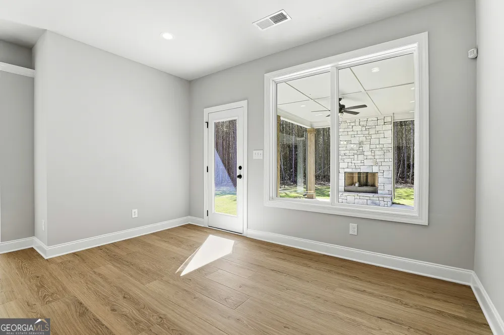948 Traveler LN Williamson, GA 30292