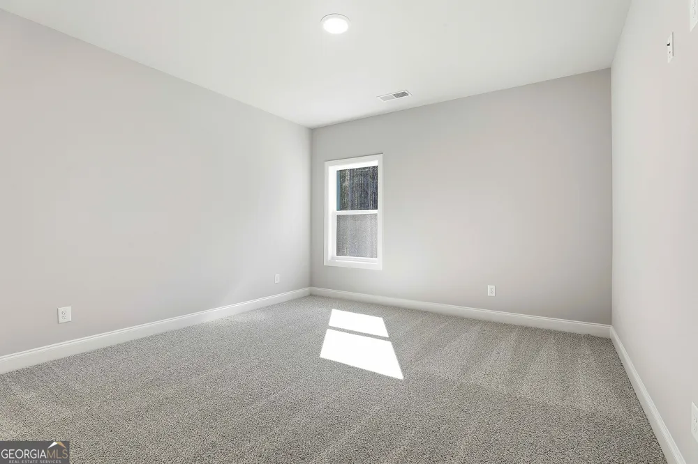 948 Traveler LN Williamson, GA 30292