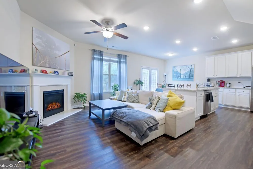 3642 Canyon Springs RD Oakwood, GA 30566
