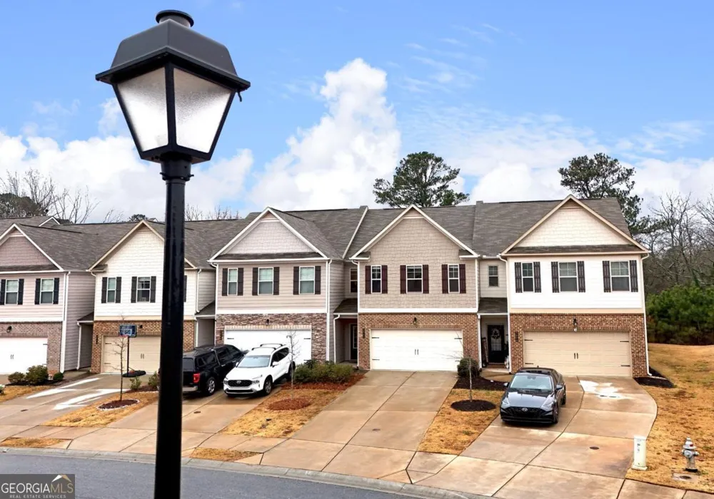3642 Canyon Springs RD Oakwood, GA 30566