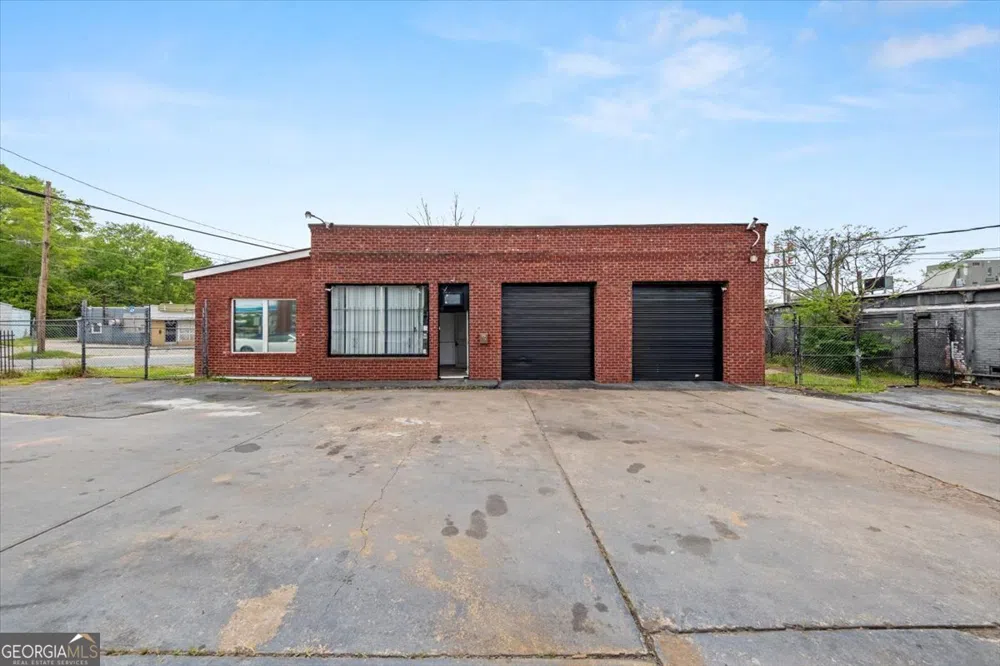 3106 Hillcrest Avenue