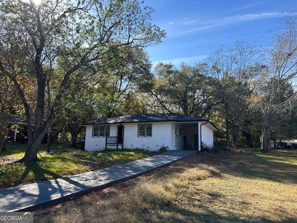 8184 Laurel Drive SW