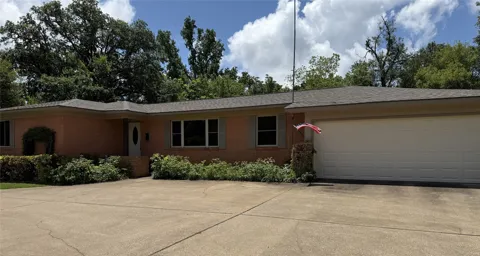 2015 E 5th Street