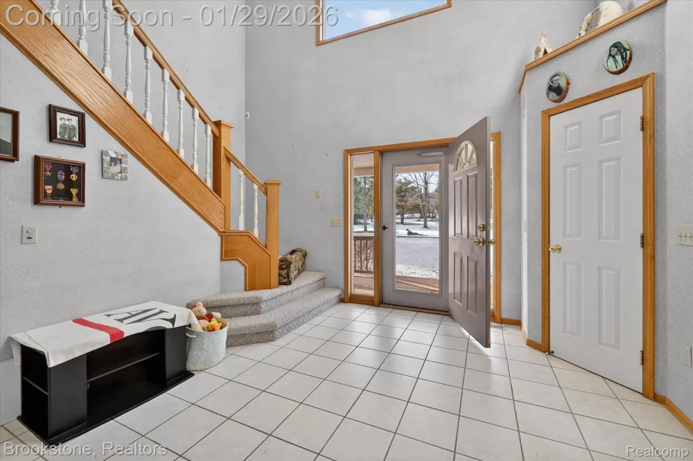 5163 Country Squire Road Dryden Township, MI 48428