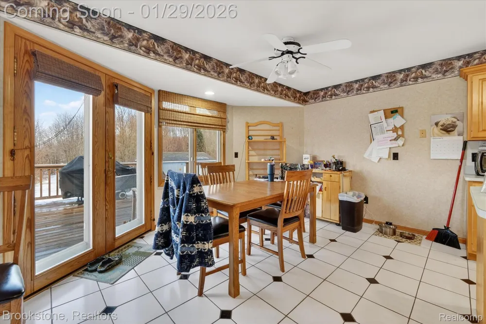 5163 Country Squire Road Dryden Township, MI 48428