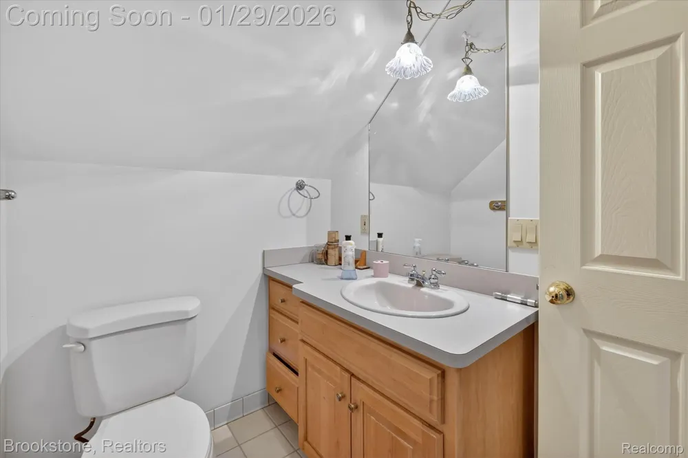 5163 Country Squire Road Dryden Township, MI 48428
