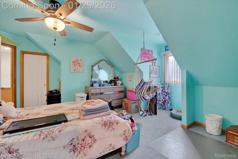 5163 Country Squire Road Dryden Township, MI 48428