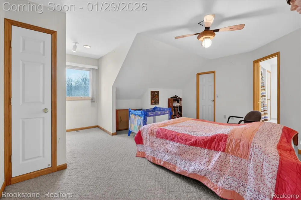 5163 Country Squire Road Dryden Township, MI 48428