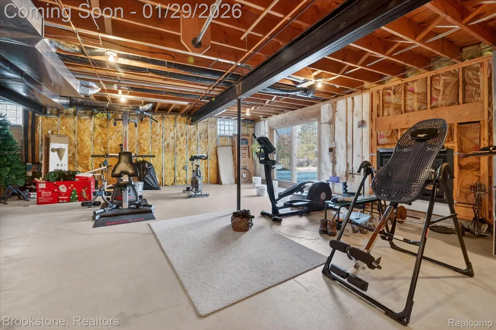 5163 Country Squire Road Dryden Township, MI 48428