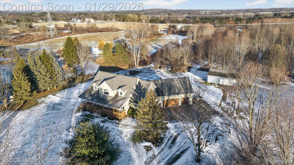 5163 Country Squire Road Dryden Township, MI 48428