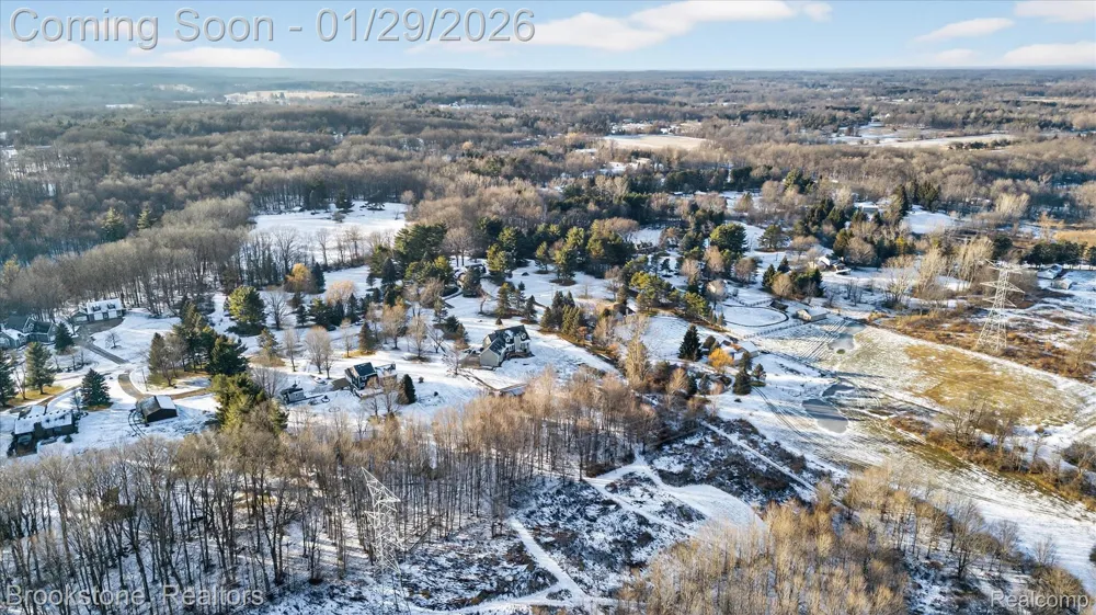 5163 Country Squire Road Dryden Township, MI 48428