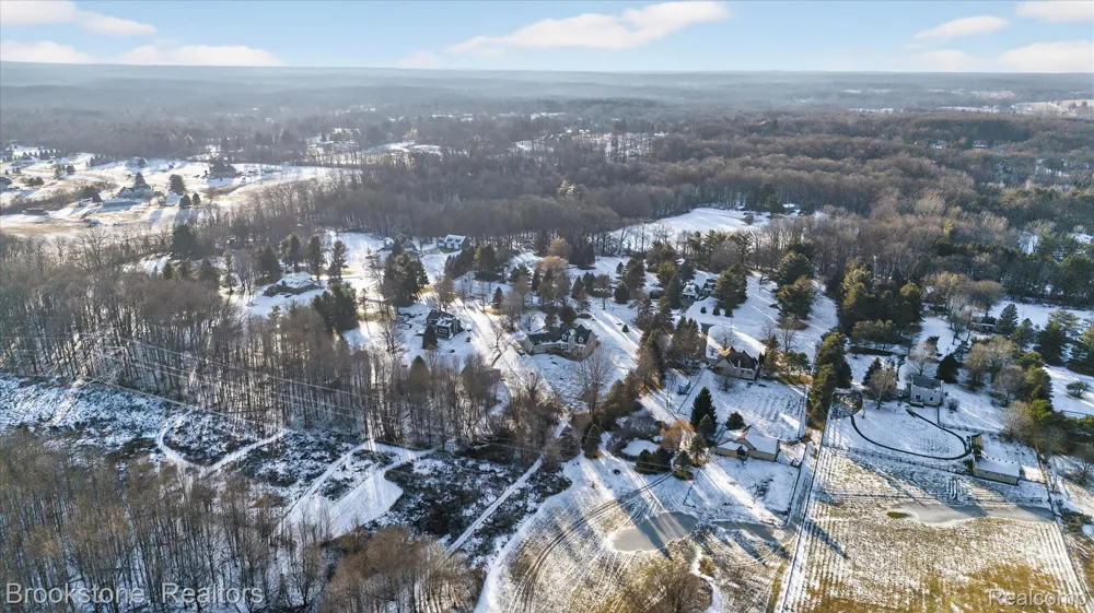 5163 Country Squire Road Dryden Township, MI 48428