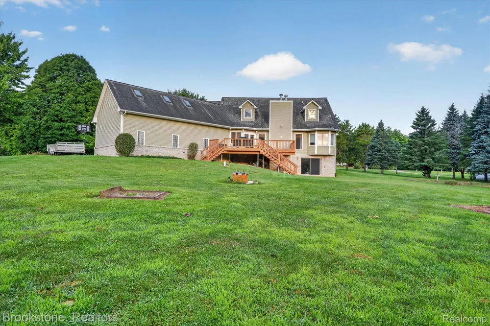 5163 Country Squire Road Dryden Township, MI 48428