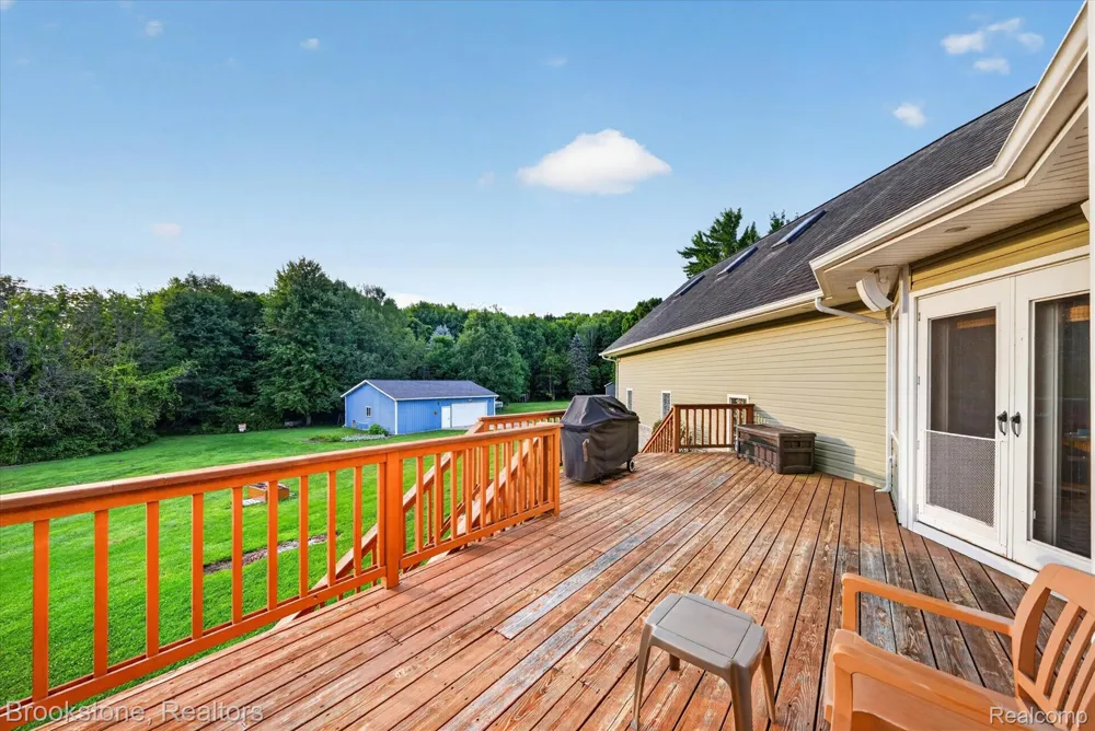5163 Country Squire Road Dryden Township, MI 48428