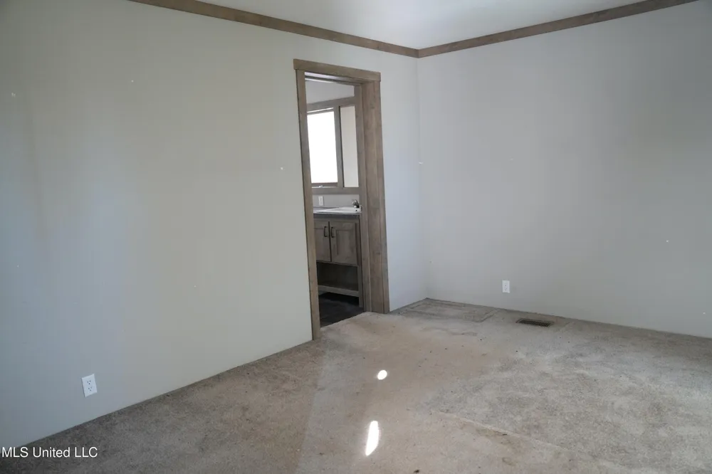 1082 Double M Summit, MS 39666