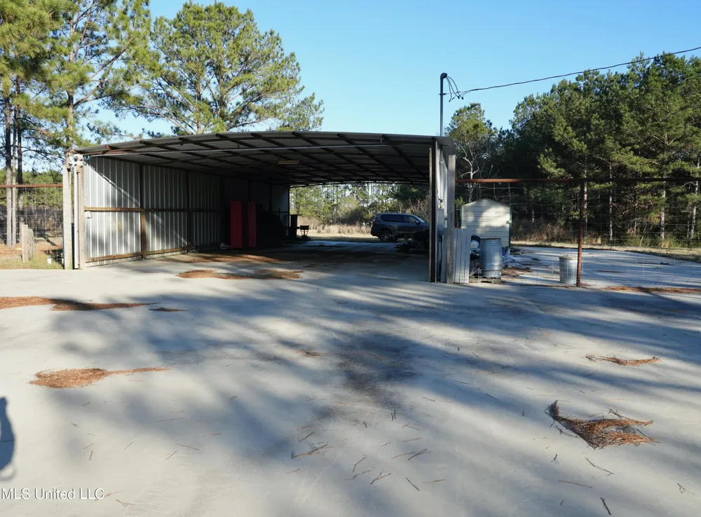 1082 Double M Summit, MS 39666
