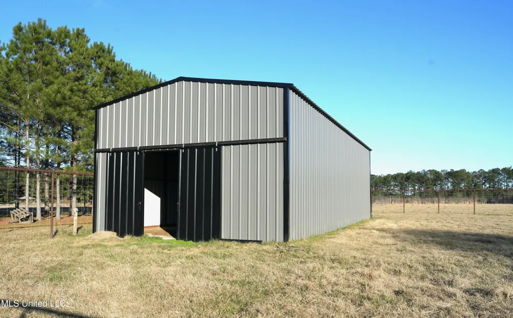 1082 Double M Summit, MS 39666