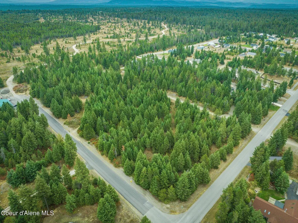 32972 10th Avenue Spirit Lake, ID 83869