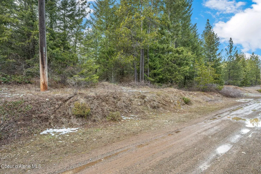 32958 10th Avenue Spirit Lake, ID 83869