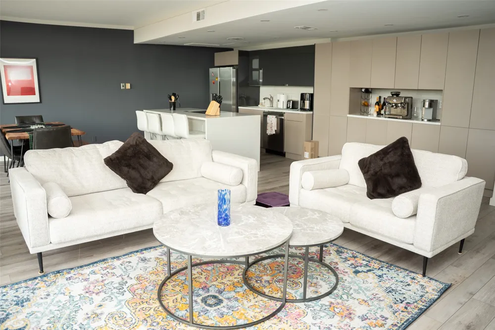 6211 W northwest Highway #400